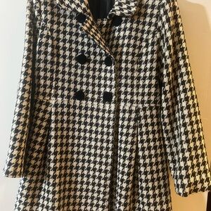 CoffeeShop NYC Stylish Black and White Wool Houndstooth Women's Coat